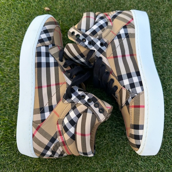 Burberry Check Hightop Sneaker size 37 - Picture 2 of 15